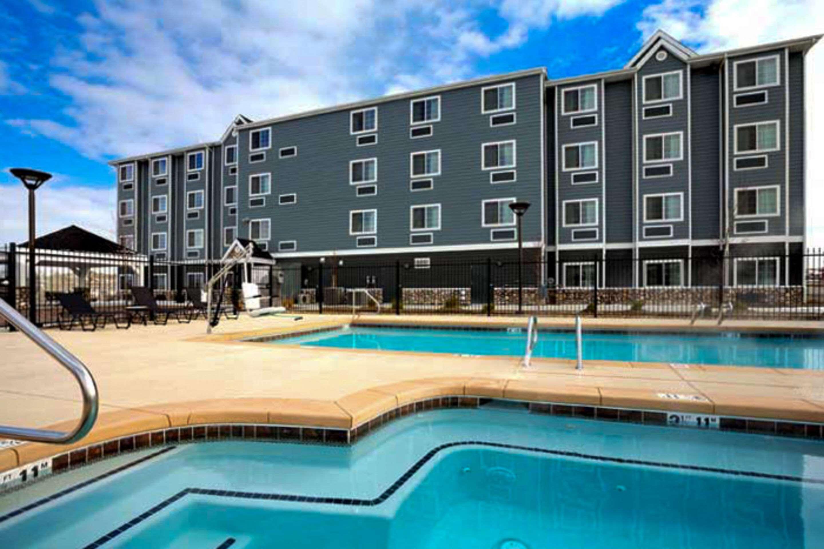 Comfort Inn & Suites Aztec Exterior photo